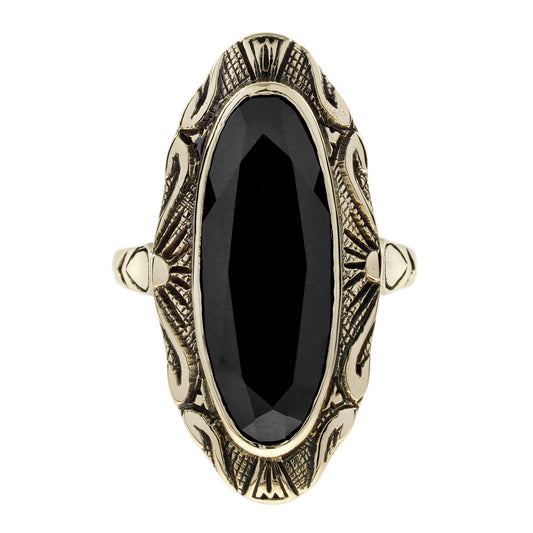 Oval Onyx Cocktail Ring in 14ct Gold