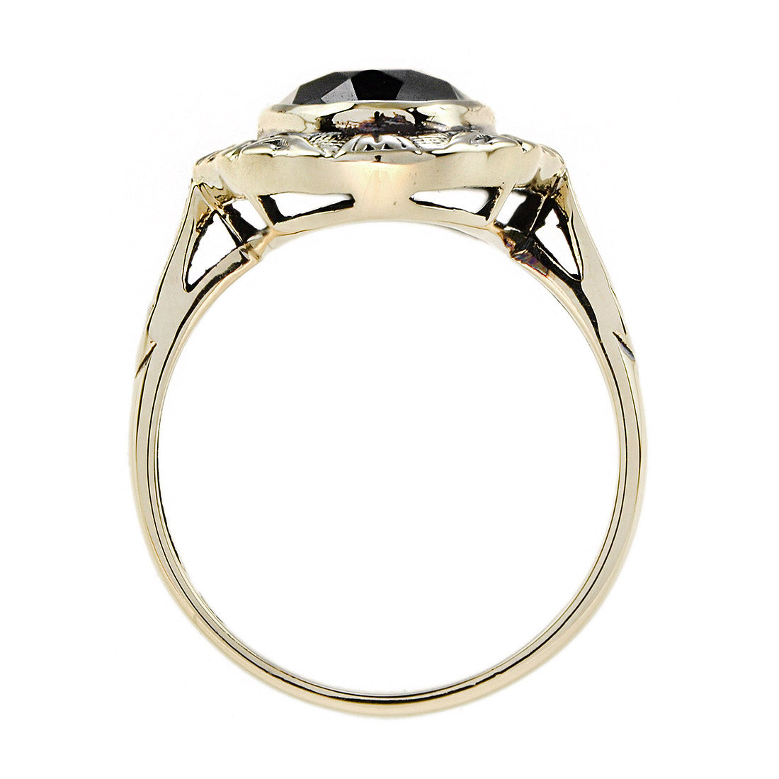 Oval Onyx Cocktail Ring in 14ct Gold