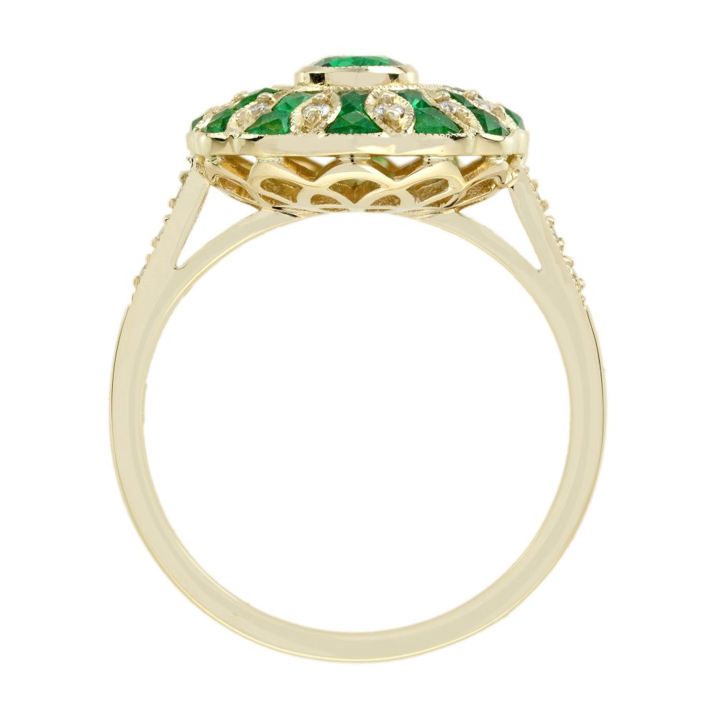 Modern Emerald and Diamond Oval Cluster Ring in 18ct Yellow Gold