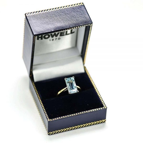 Vintage 2.91ct Aquamarine Solitaire 18ct Yellow Gold Dress Ring