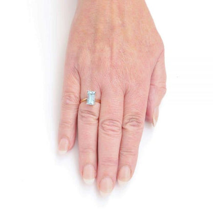 Vintage 2.91ct Aquamarine Solitaire 18ct Yellow Gold Dress Ring