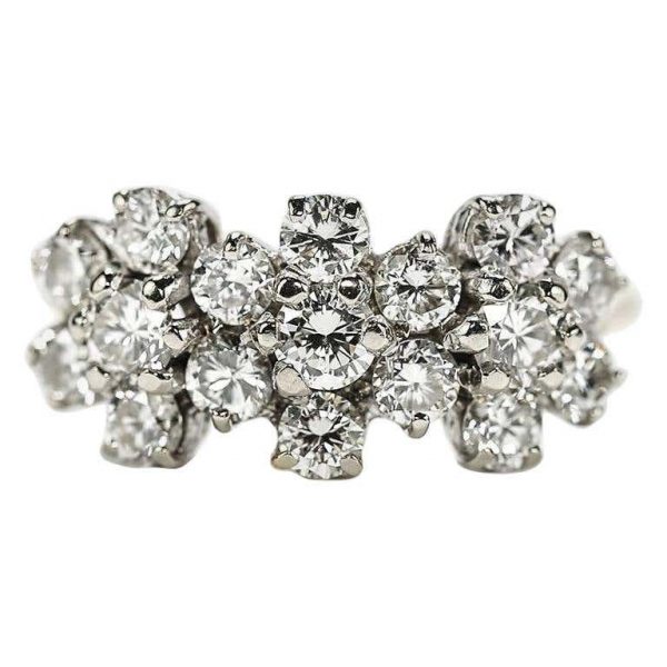 18ct Triple Daisy Flower Cluster 1.20ct Diamond Ring