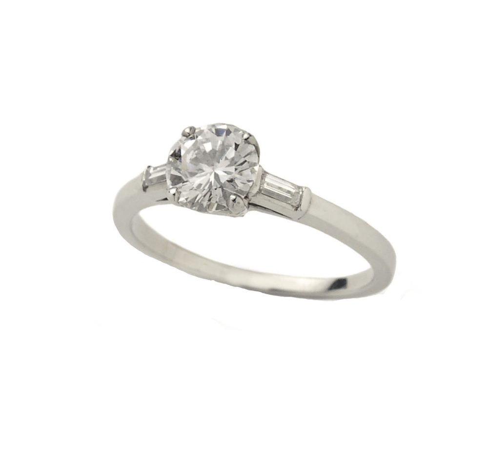 round diamond engagement ring 0.80cts platinum