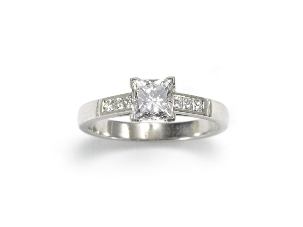 0.84 Carats GIA Cert Princess-Cut Diamond Platinum Ring