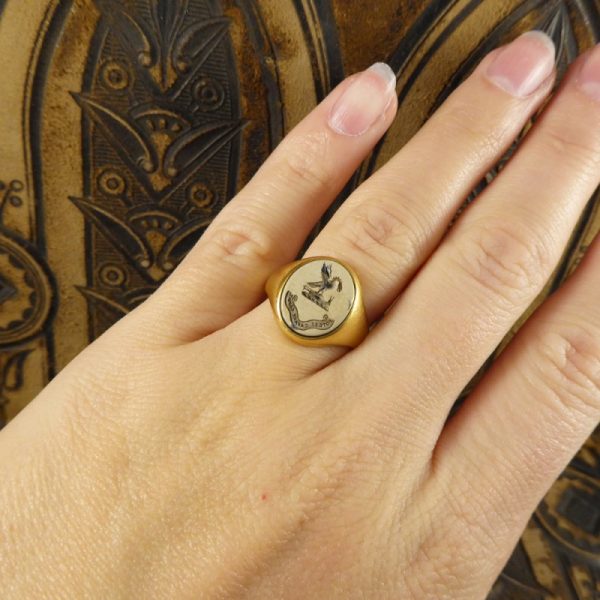 Antique Victorian Carved Agate Gents Ring