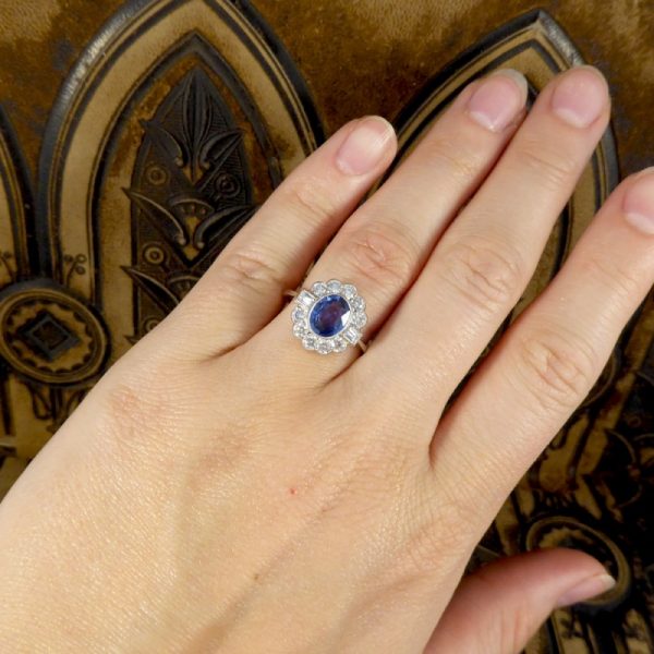 1.40ct Oval Cut Sapphire and Diamond Cluster Ring
