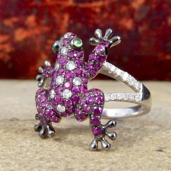 Round Cut Ruby and Diamond Frog Ring