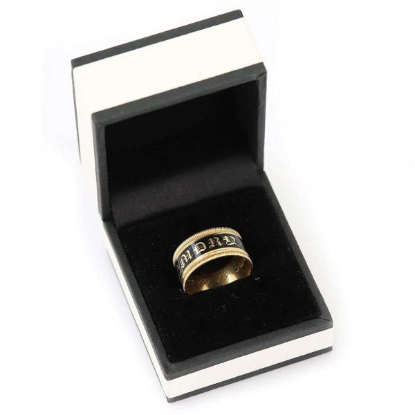 Antique Georgian 'In Memory Of' 18ct Gold Black Enamel Band Ring, circa 1823