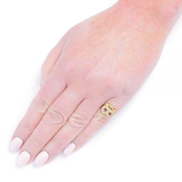 Vintage 18ct Yellow Gold Ruby and Diamond Sweetheart Ring