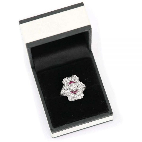 Antique Art Deco Ruby and 1.50 Carat Diamond Platinum Plaque Ring, circa 1920