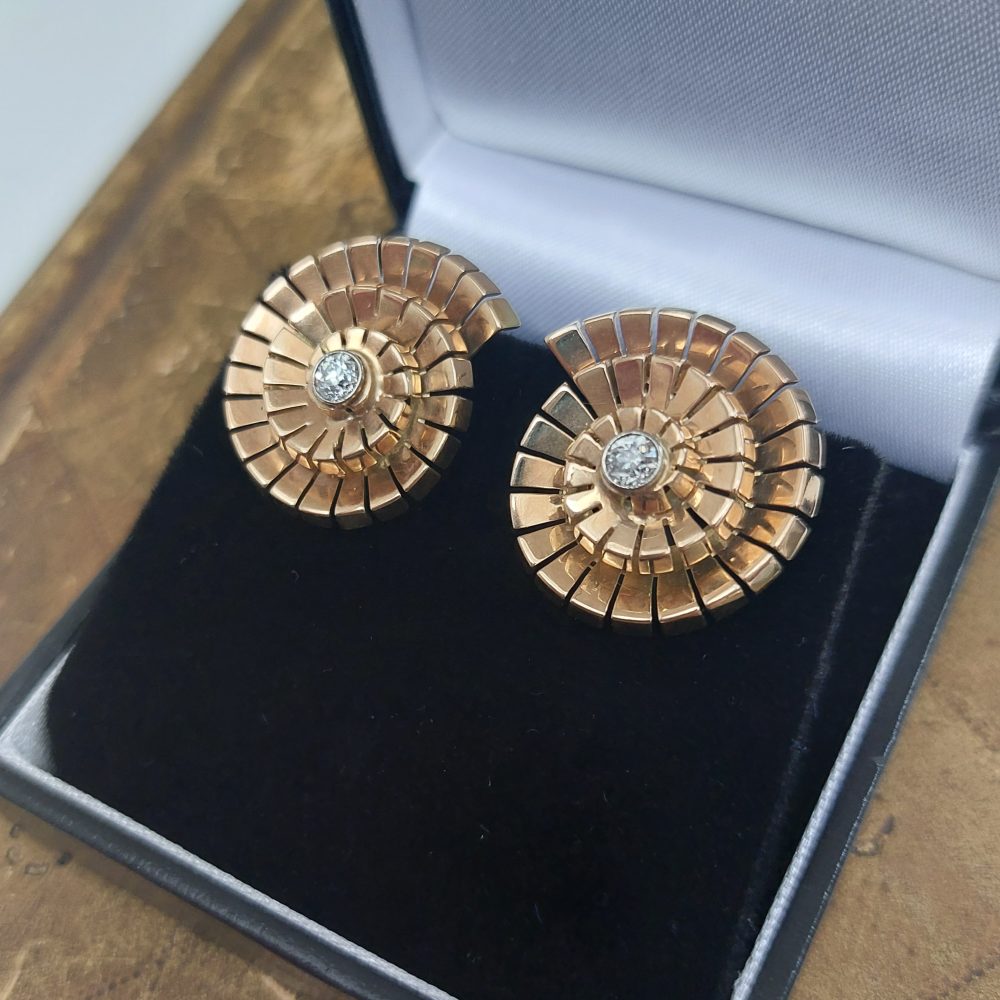 Retro Vintage 0.45ct Old Brilliant Cut Diamond Gold Shell Earrings