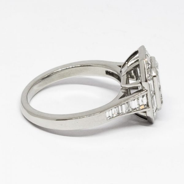 DIAMOND MITRE SET RING, 1.70 CARAT