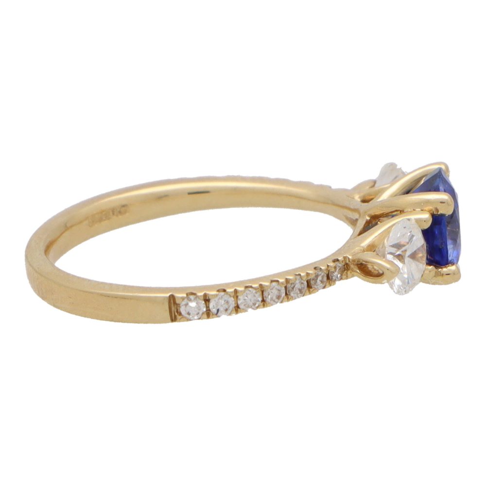 1.10ct Natural Sapphire and Diamond Trilogy Ring with GIA Certificates