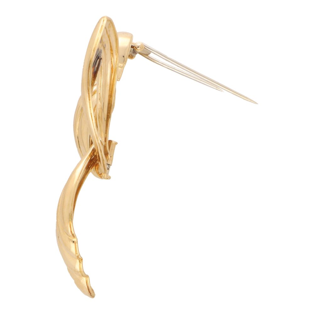 Boucheron Vintage Lapis and Diamond Bird 18K Brooch, 1980s