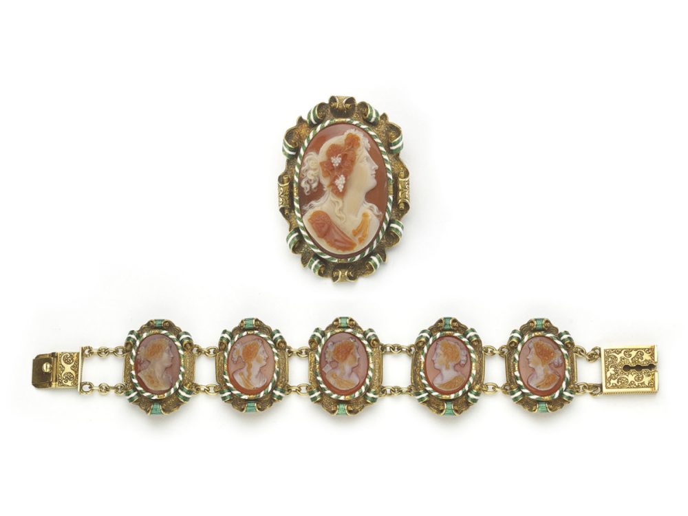 Antique Victorian Cameo Carnelian Gold Enamel Suite