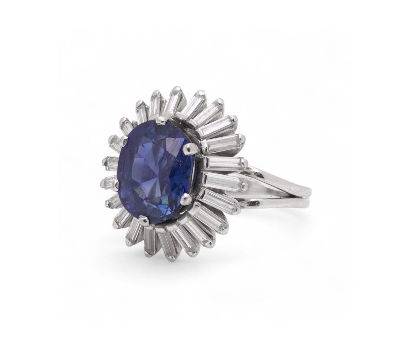 Art Deco style 18kt White Gold 2.30 ct. Sapphire and Diamond Cluster Dress Ring