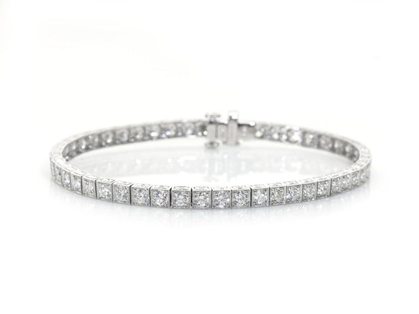 Diamond Line Bracelet, 4.00 carats, set in Platinum