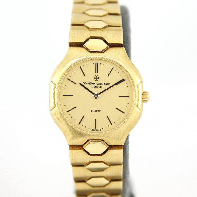 Ladies' Vacheron Constantin 333, 18ct Yellow Gold Quartz Wrist Watch, on an 18ct yellow gold bracelet with a double fold concealed clasp