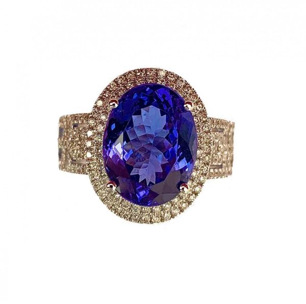 5.20ct Tanzanite and Diamond Ring, 18ct White Gold