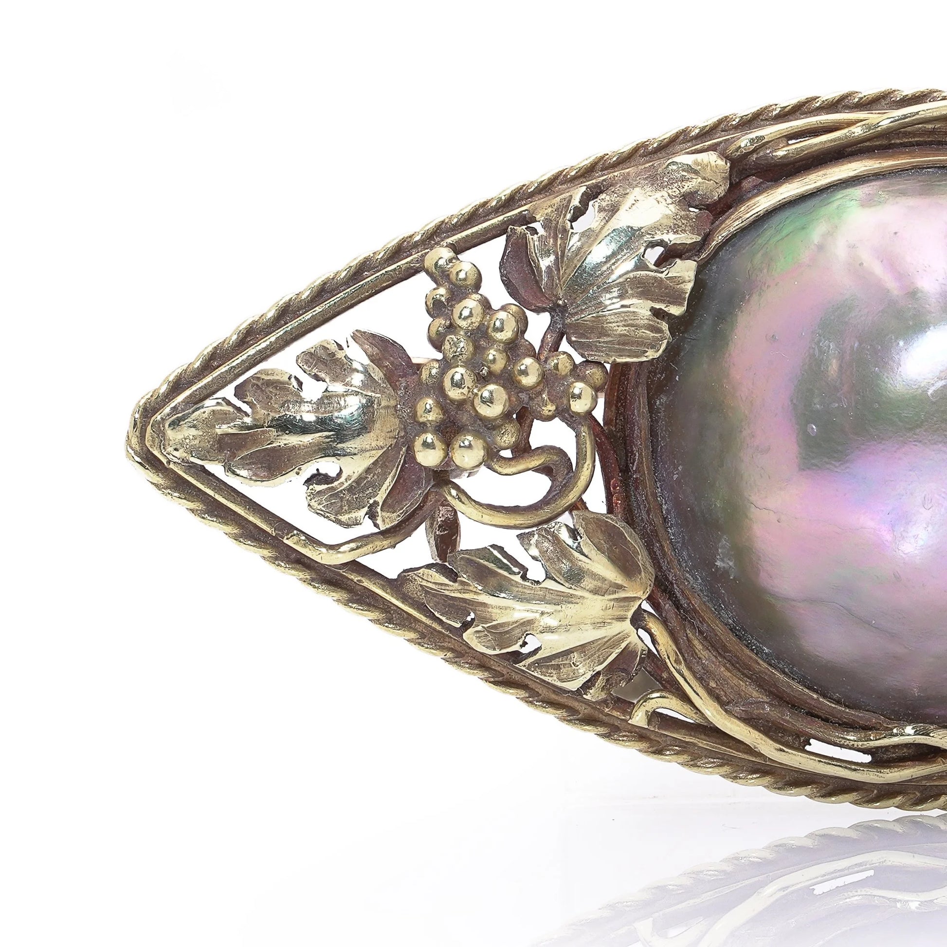 Art Nouveau Tahitian Pearl and Gold Navette Shaped Brooch, Circa 1910