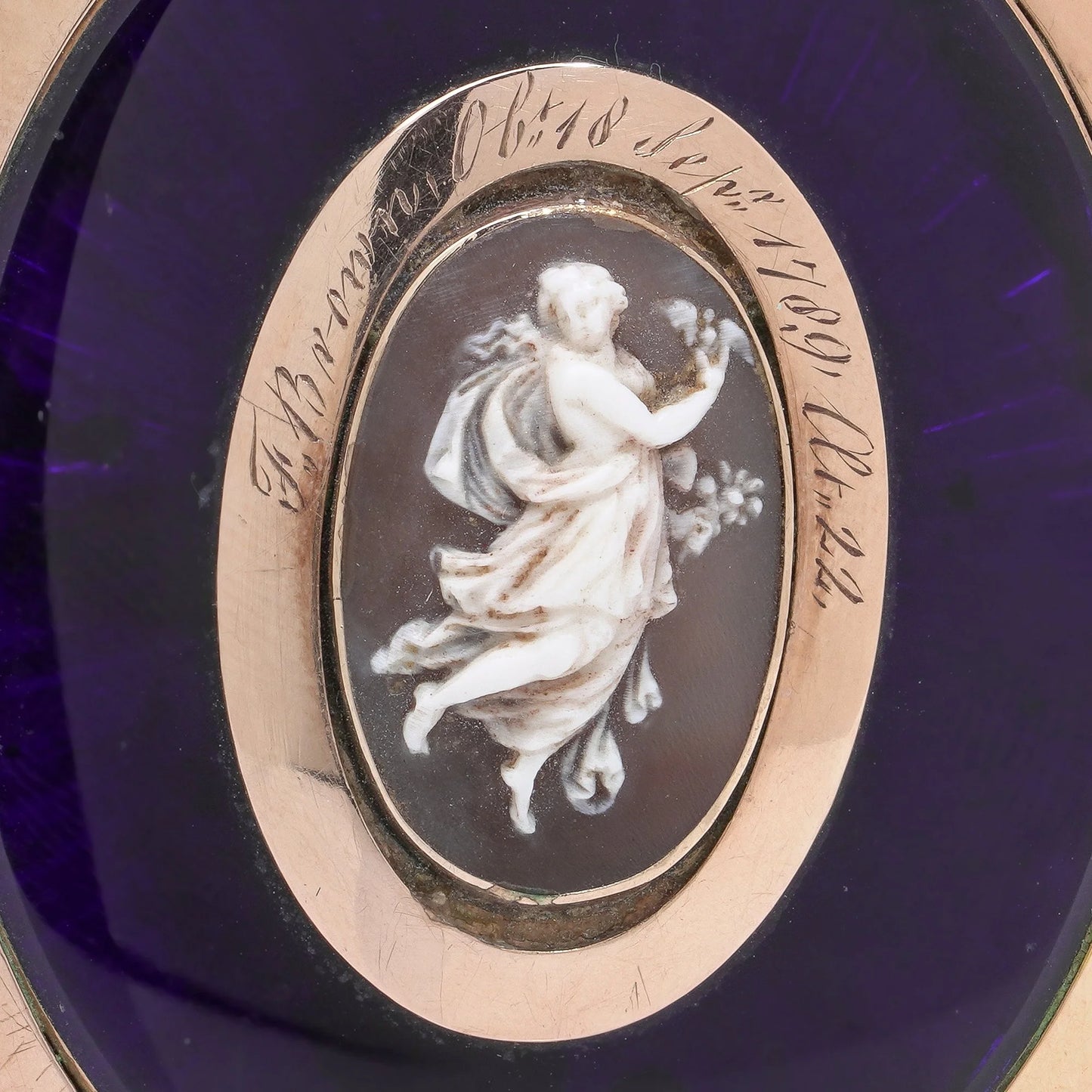 Early Victorian 9 Carat Gold Mourning Pendant And Cameo