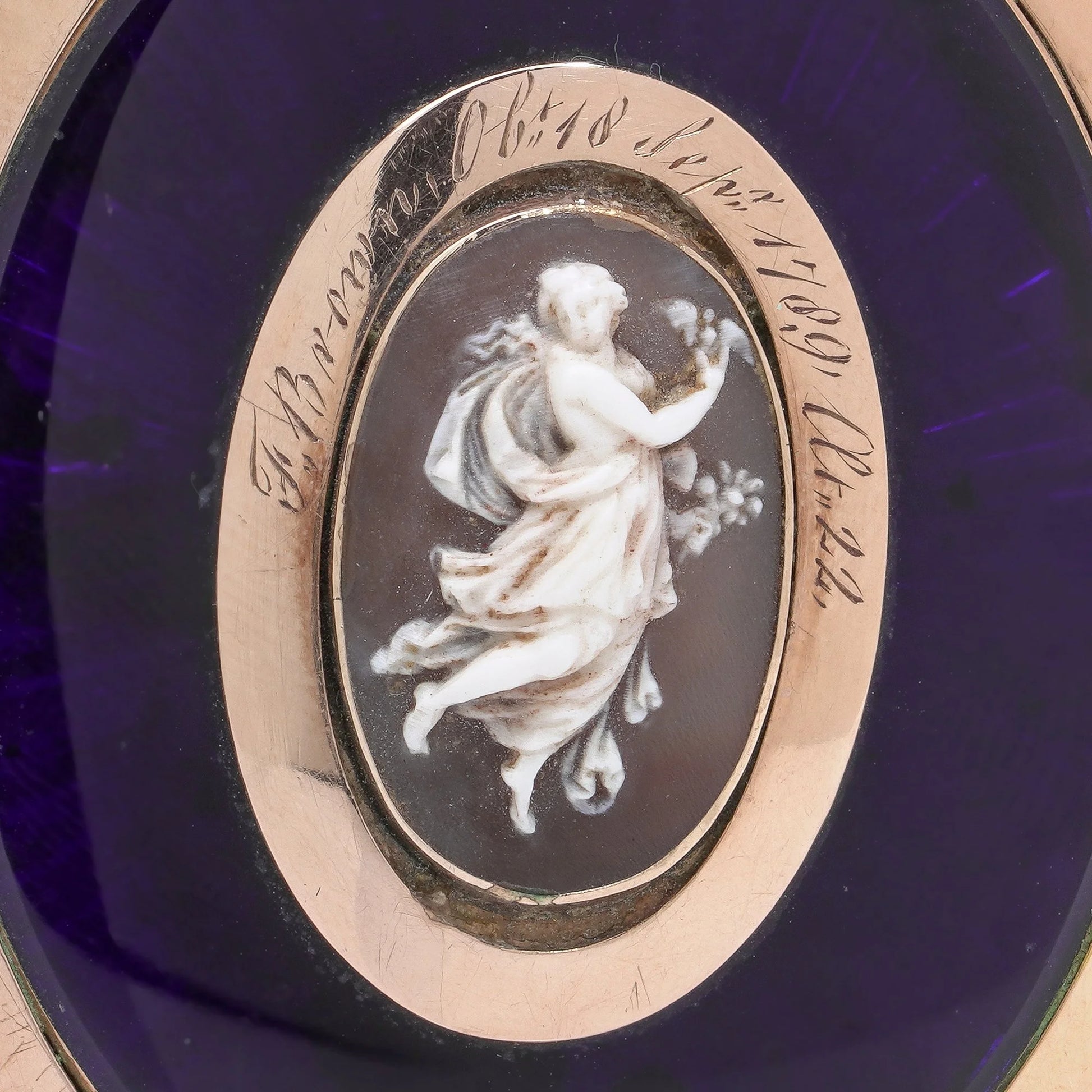 Early Victorian 9 Carat Gold Mourning Pendant And Cameo