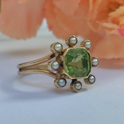 Victorian Antique Peridot and Pearl Ring
