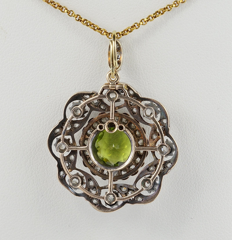 Antique Victorian 2.6ct Peridot Diamond Cluster Pendant Brooch