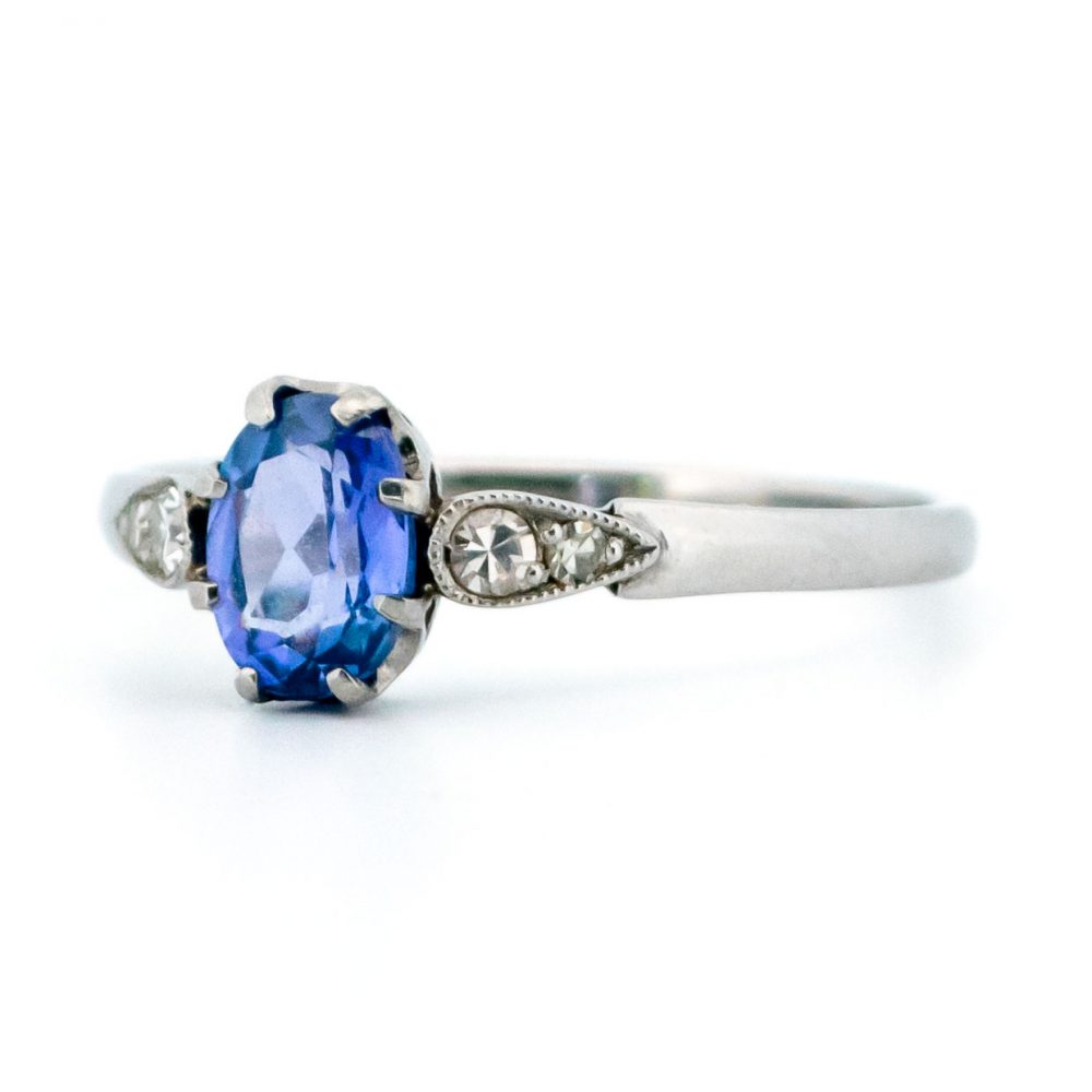 Vintage 0.75ct Tanzanite and Diamond Ring