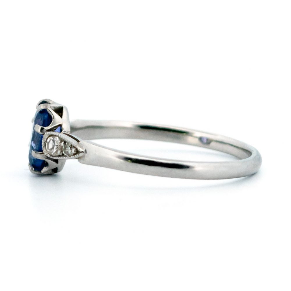 Vintage 0.75ct Tanzanite and Diamond Ring