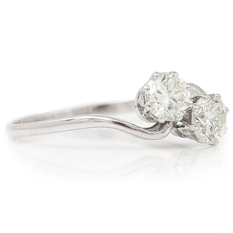Vintage 0.95ct Diamond Toi et Moi Crossover Engagement Ring