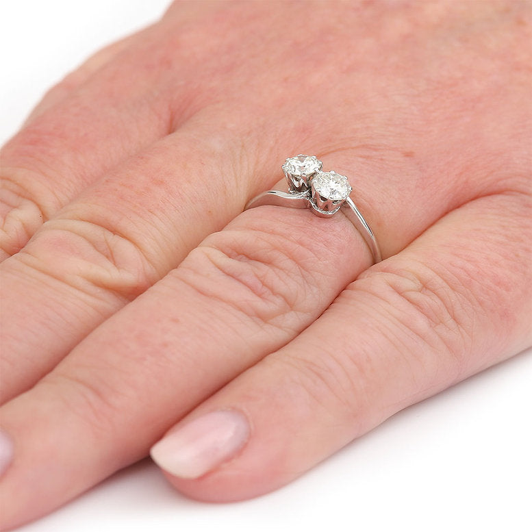 Vintage 0.95ct Diamond Toi et Moi Two Stone Crossover Engagement Ring