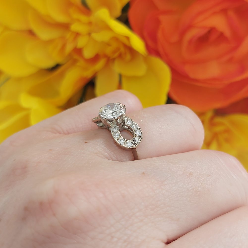 Vintage 1.10ct Diamond Solitaire Bow Ring