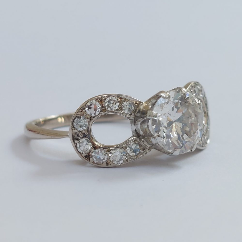 Vintage 1.10ct Diamond Solitaire Bow Ring