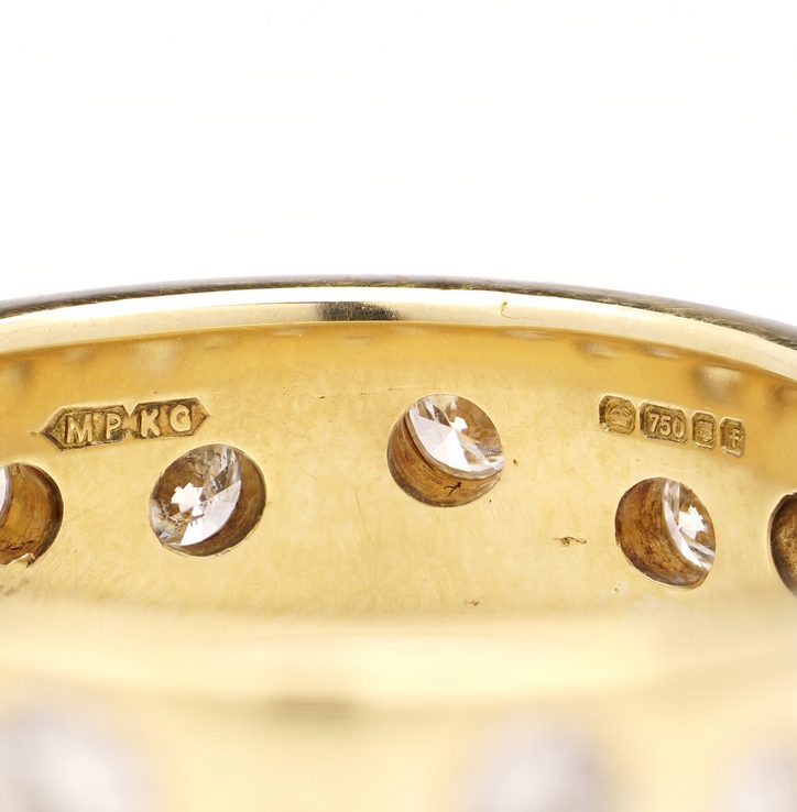 Vintage 1.30ct Diamond Set 18ct Gold Band Ring