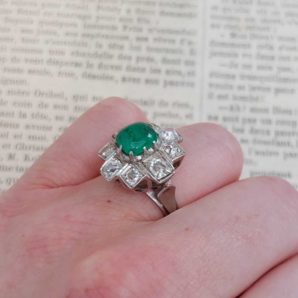 Vintage 1.50ct Cabochon Emerald and Diamond Cluster Ring