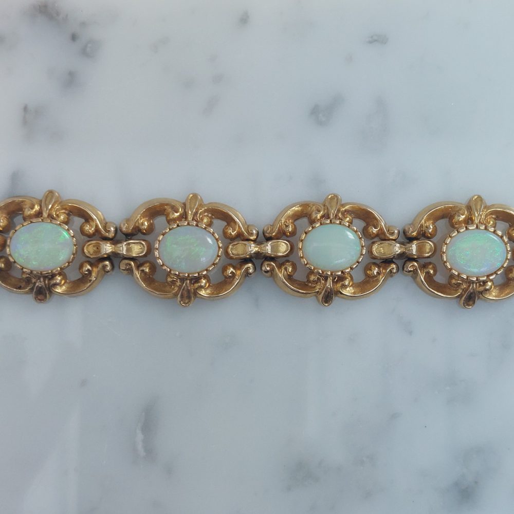 Vintage 10ct Opal and Gold Bracelet