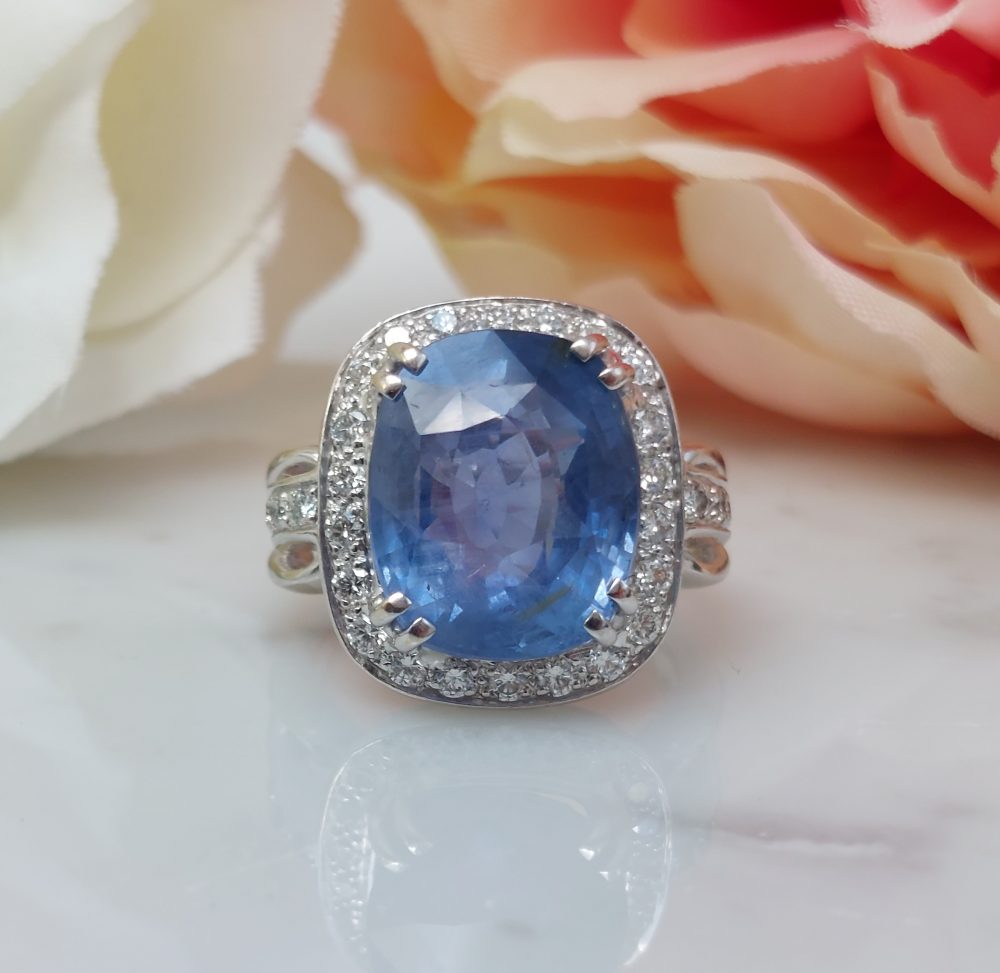 Vintage 11.55ct Sapphire and Diamond Cluster Ring