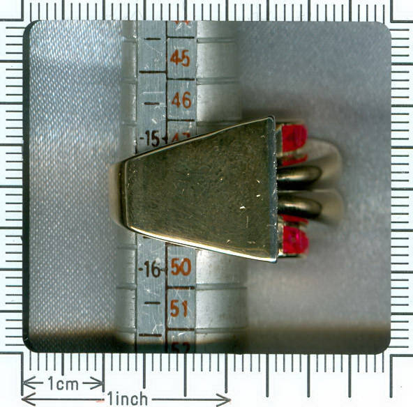 Vintage 1940s Diamond and Ruby Dress Ring