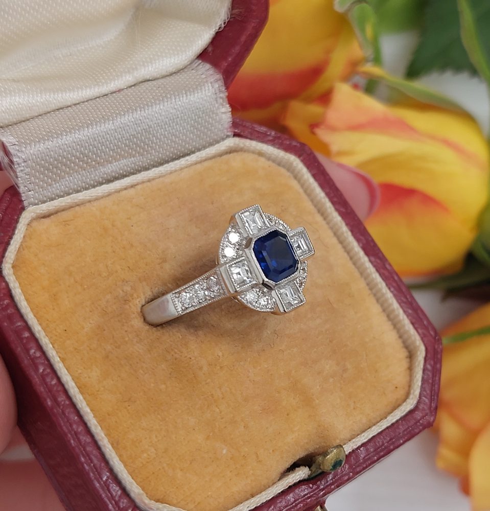 Vintage 1ct Sapphire and Diamond Ring