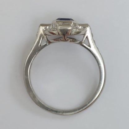 Vintage 1ct Sapphire and Diamond Ring