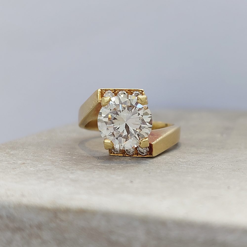Vintage 2.36ct Brilliant Cut Diamond Ring, Circa 1970s