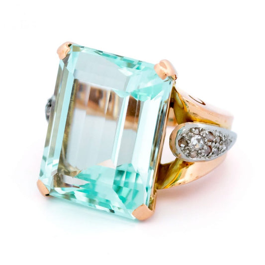 Vintage 20ct Aquamarine and Diamond Ring