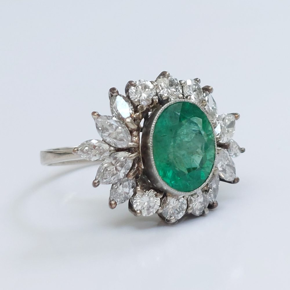 Vintage 2ct Emerald and Diamond Fancy Cluster Ring