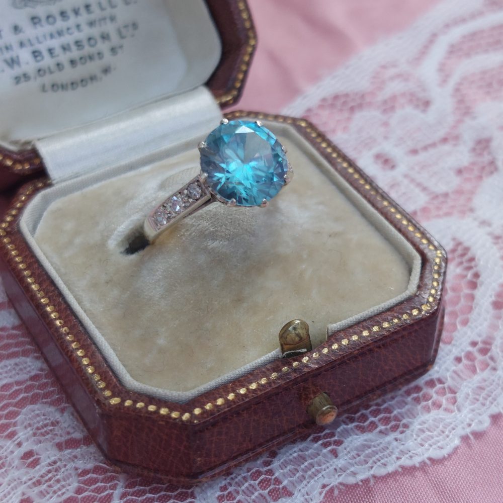 Vintage 3.75ct Blue Zircon and Diamond Set Ring