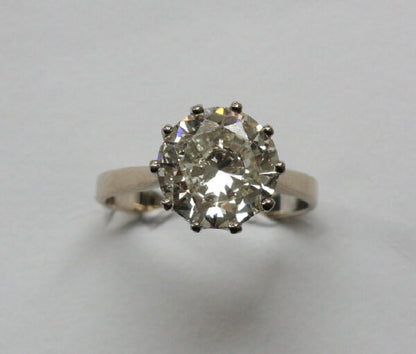 Vintage 4.78ct Diamond Solitaire Engagement Ring; set with 4.78 carat round brilliant cut diamond in platinum and 18ct white gold. Colour K-L, Clarity SI