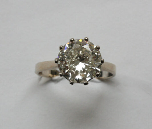 Vintage 4.78ct Diamond Solitaire Engagement Ring; set with 4.78 carat round brilliant cut diamond in platinum and 18ct white gold. Colour K-L, Clarity SI