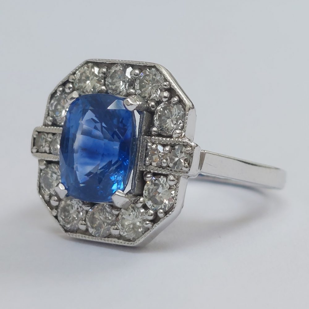 Vintage 4.80ct Sapphire and Diamond Ring