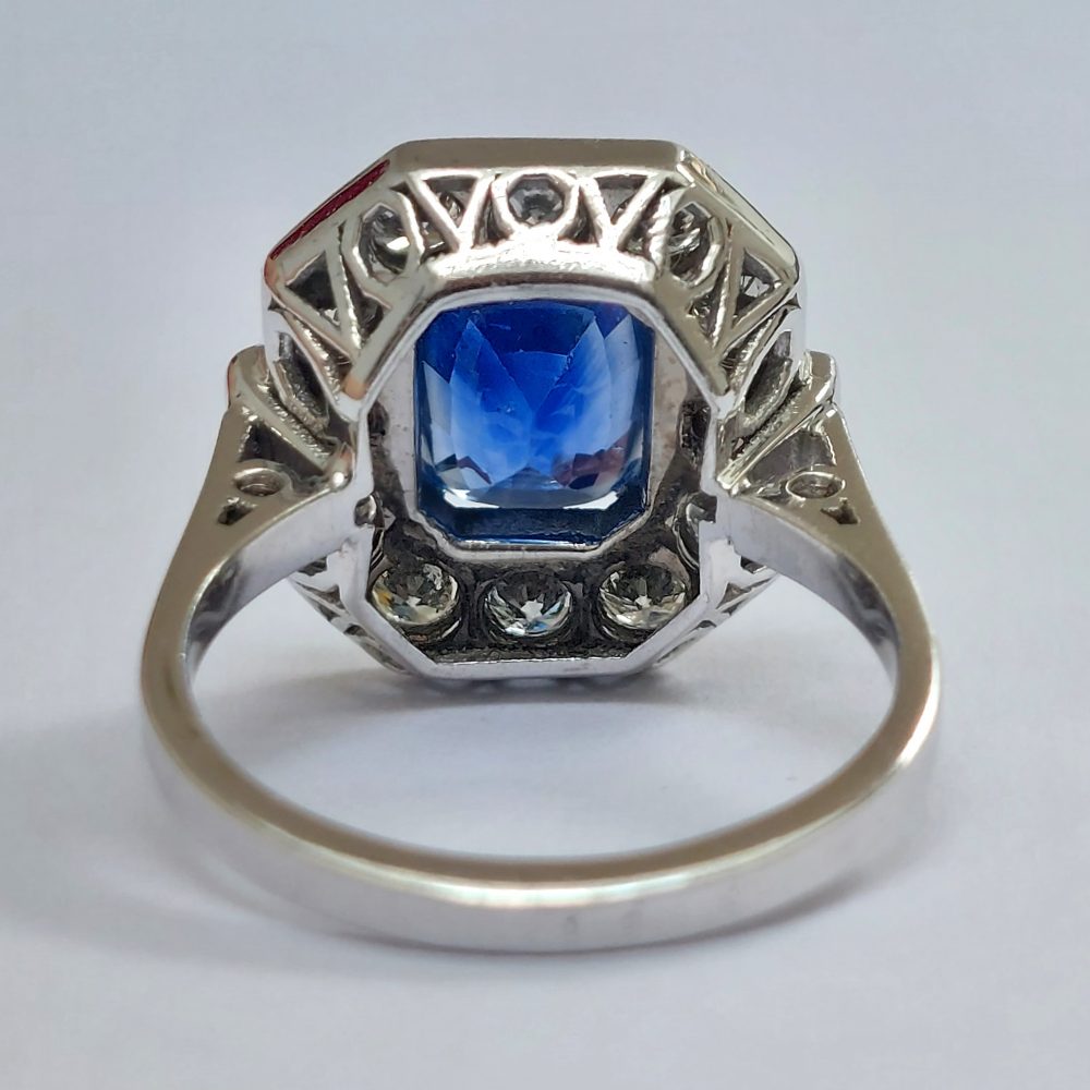 Vintage 4.80ct Sapphire and Diamond Ring