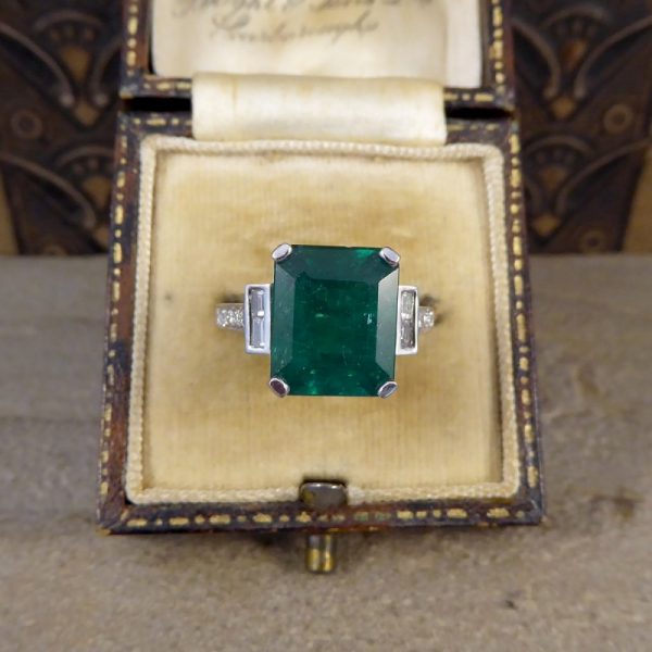 Vintage 5.62ct Emerald and Diamond Ring